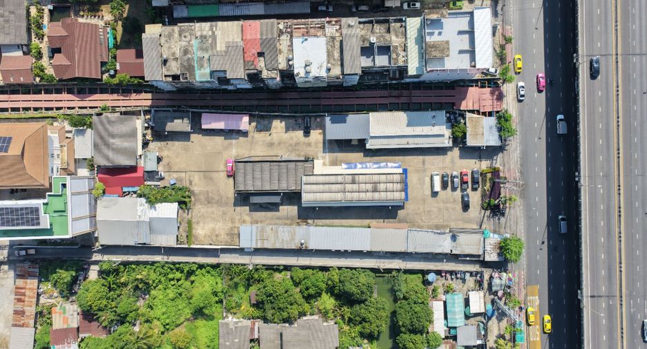For sale land in Bang Phlat, Bangkok