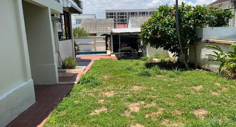For rent 3 ベッドルーム villa in South Pattaya, Pattaya