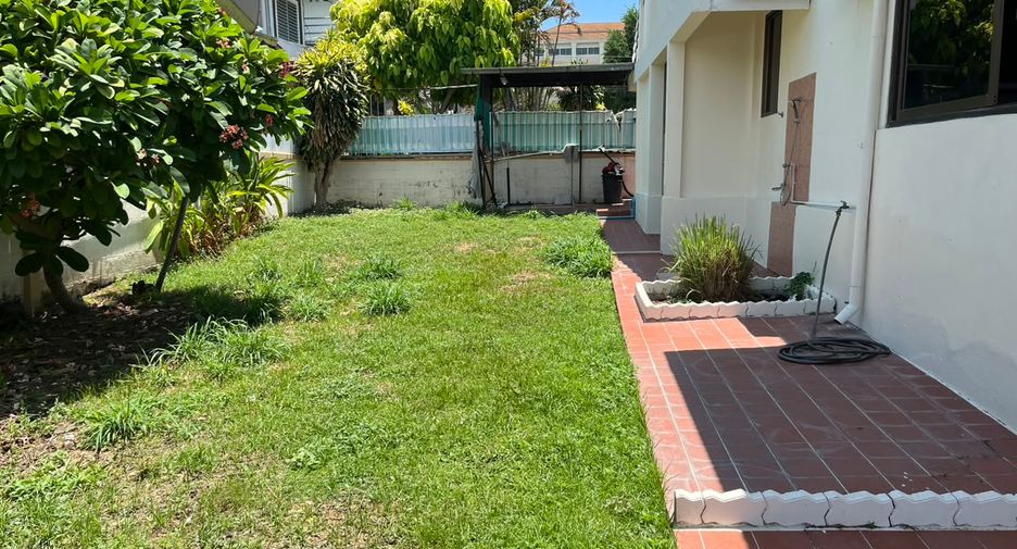 For rent 3 ベッドルーム villa in South Pattaya, Pattaya