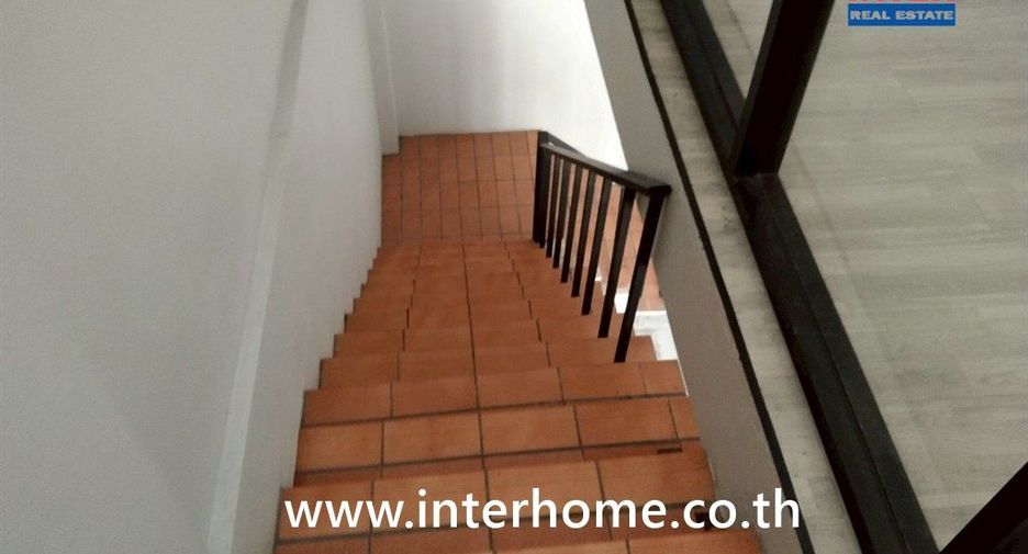 Local comercial en venta de 3 habitaciones en Wang Thonglang, Bangkok