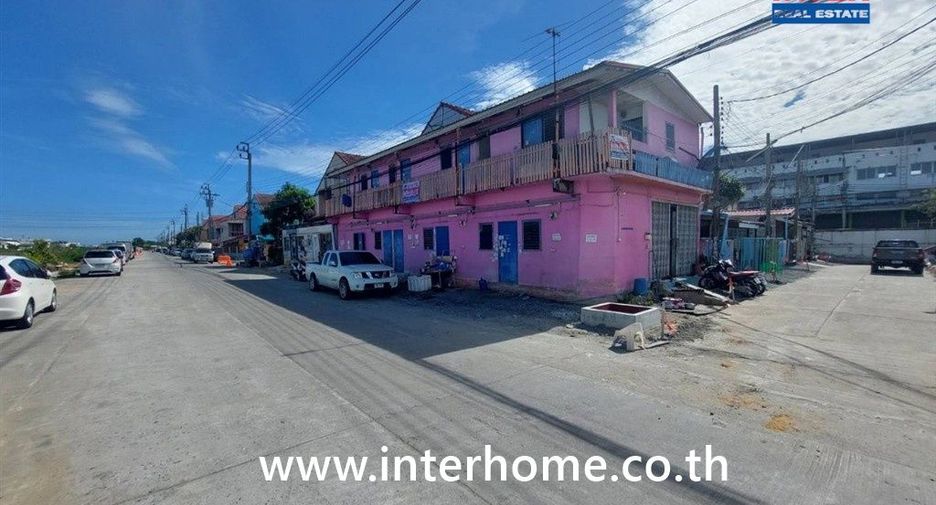 Apartamento en venta de 13 habitaciones en Bang Sao Thong, Samut Prakan