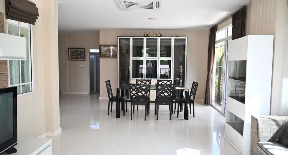Продажа 4 спальни дом в Mueang Chiang Mai, Чианг Маи