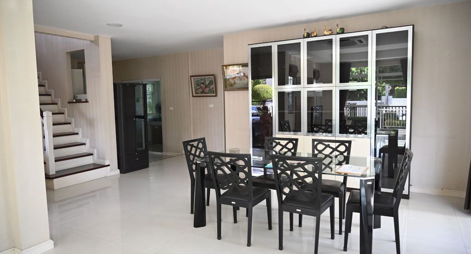 Продажа 4 спальни дом в Mueang Chiang Mai, Чианг Маи