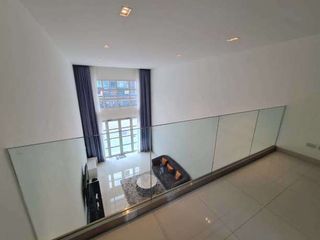 Casa adosada en alquiler y en venta de 3 habitaciones en Mueang Chiang Mai, Chiang Mai