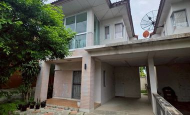 Casa en alquiler y en venta de 32 habitaciones en Si Racha, Chonburi