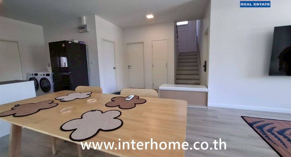 À vendre 4 chambres maison à Bang Sao Thong, Samut Prakan