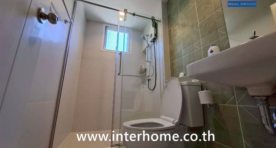 À vendre 4 chambres maison à Bang Sao Thong, Samut Prakan
