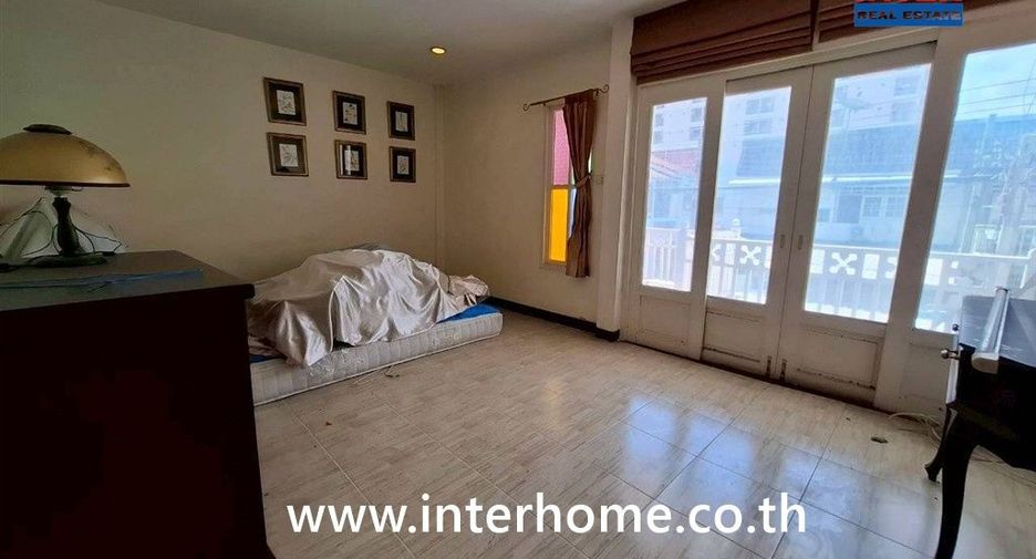 For sale 2 ベッドルーム townhouse in Pak Kret, Nonthaburi