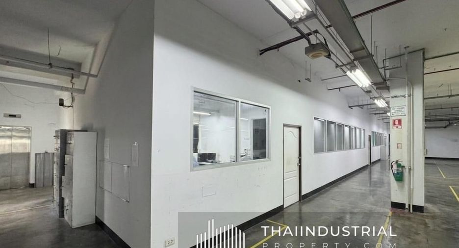 À louer entrepôt à Mueang Chon Buri, Chonburi