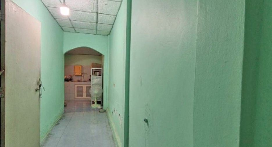For sale 3 bedrooms townhouse in Mueang Chon Buri, Chonburi