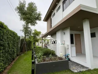 出租 4 卧室 独立屋 在 Bang Lamung, Chon Buri