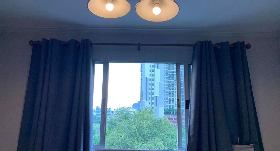 À louer 2 chambres condo à Suan Luang, Bangkok