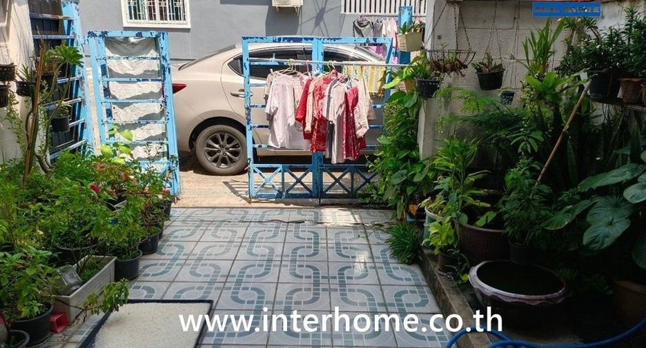 For sale 2 bedrooms townhouse in Khan Na Yao, Bangkok