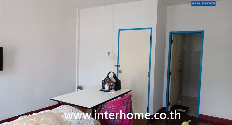 For sale 2 bedrooms townhouse in Khan Na Yao, Bangkok