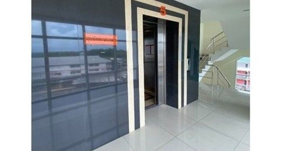 出售 1 卧室 公寓 在 Ban Khai, Rayong