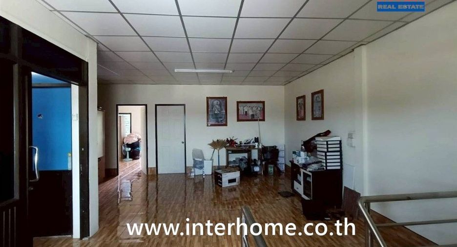 For sale 6 bedrooms retail Space in Don Mueang, Bangkok