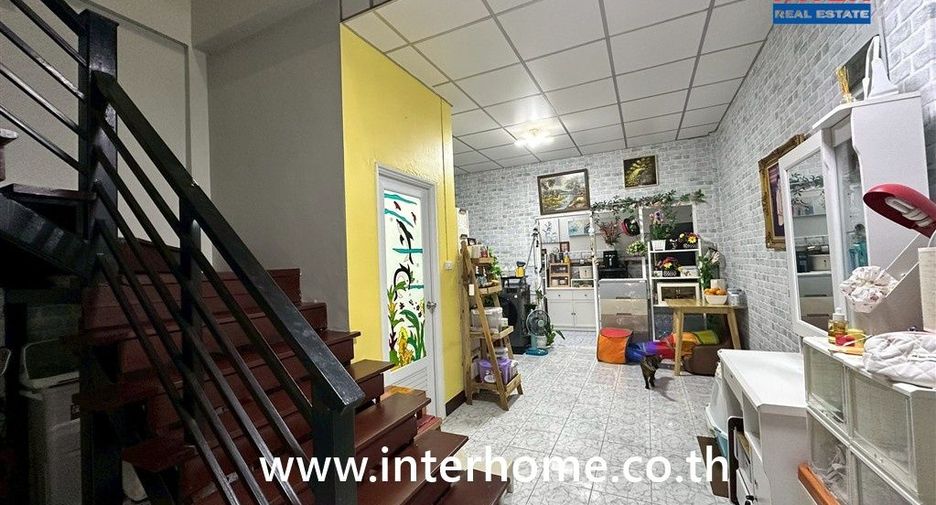 For sale 2 ベッドルーム townhouse in Bang Bua Thong, Nonthaburi