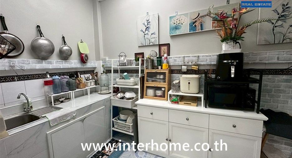 For sale 2 ベッドルーム townhouse in Bang Bua Thong, Nonthaburi