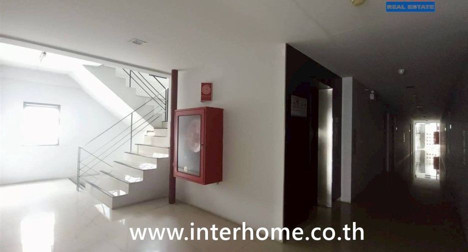 For sale 1 bed condo in Wang Thonglang, Bangkok