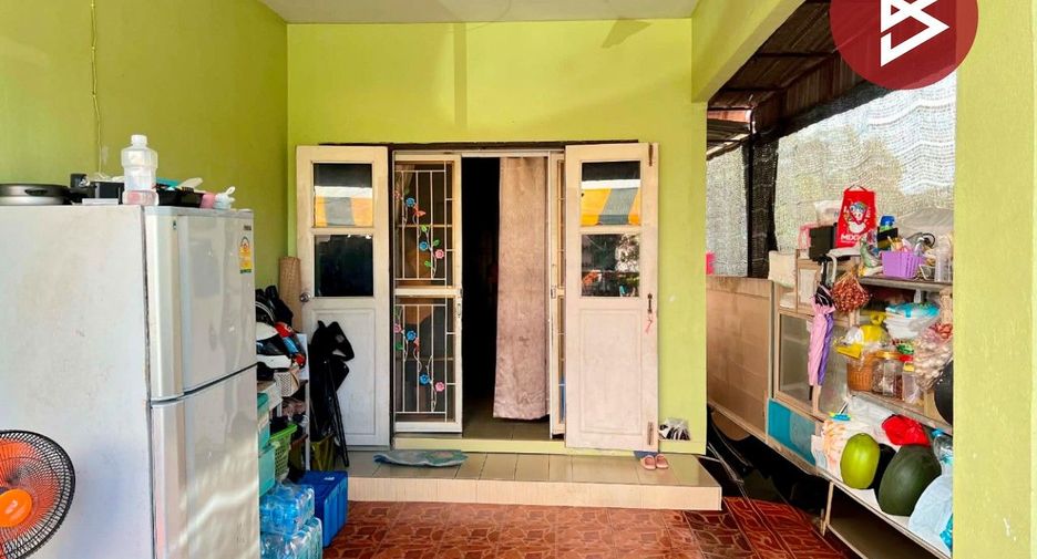 For sale 2 bedrooms townhouse in Mueang Chachoengsao, Chachoengsao