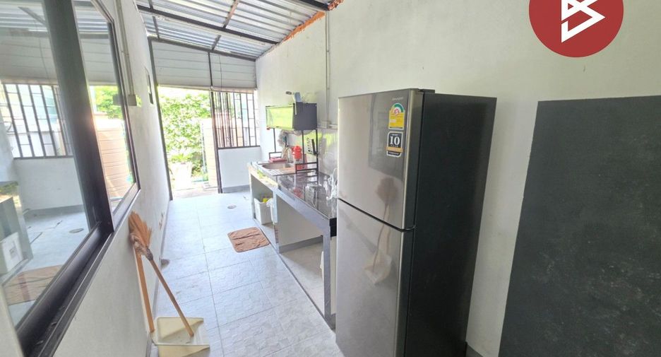 For sale 2 bedrooms townhouse in East Pattaya, Pattaya