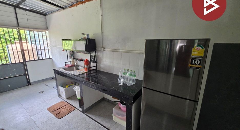 For sale 2 bedrooms townhouse in East Pattaya, Pattaya