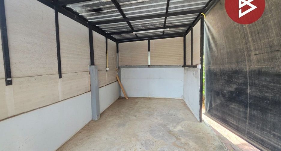 For sale 2 bedrooms townhouse in East Pattaya, Pattaya