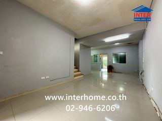 For sale 3 bedrooms townhouse in Sai Mai, Bangkok