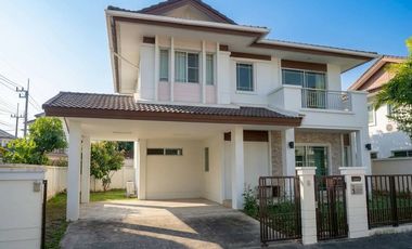 Haus zum Kauf mit 3 Zimmer in Mueang Chiang Mai, Chiang Mai