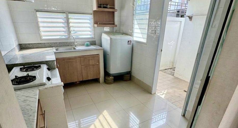 Haus zum Kauf mit 3 Zimmer in Mueang Chiang Mai, Chiang Mai