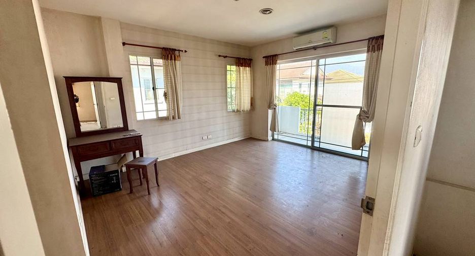 Haus zum Kauf mit 3 Zimmer in Mueang Chiang Mai, Chiang Mai
