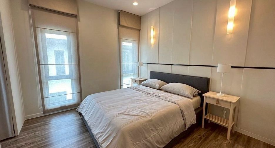 Casa en alquiler de 3 habitaciones en Bang Kapi, Bangkok
