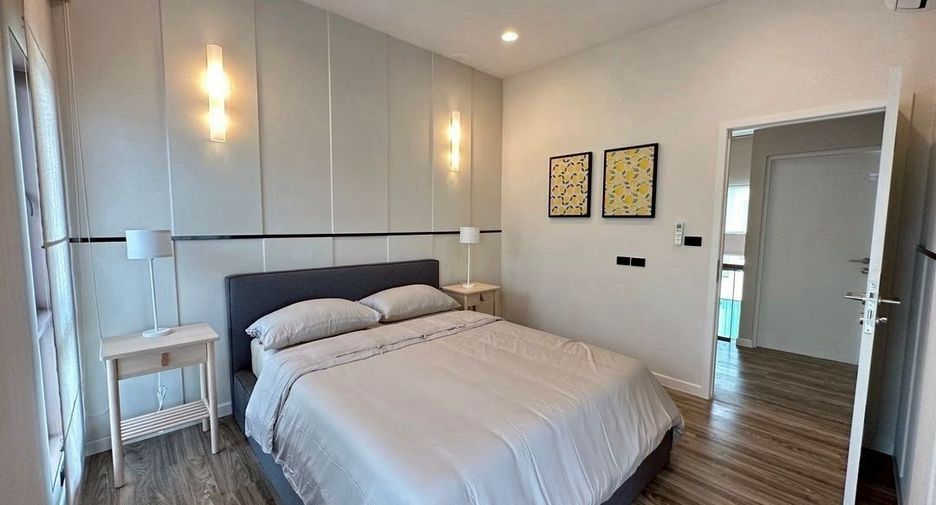 Casa en alquiler de 3 habitaciones en Bang Kapi, Bangkok