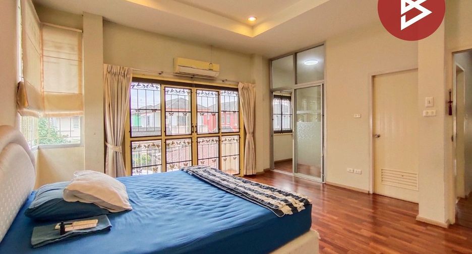 Haus zum Kauf mit 3 Zimmer in Thanyaburi, Pathum Thani