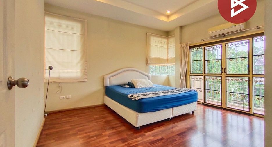 Haus zum Kauf mit 3 Zimmer in Thanyaburi, Pathum Thani