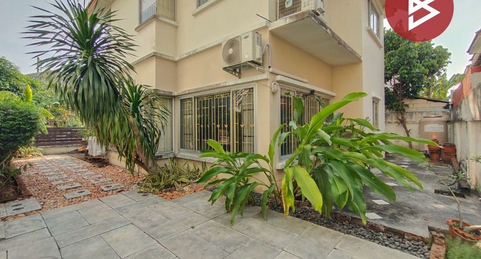 Haus zum Kauf mit 3 Zimmer in Thanyaburi, Pathum Thani