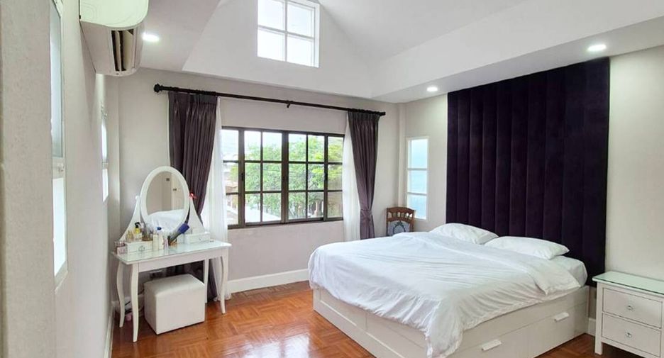À vendre 3 chambres maison à East Pattaya, Pattaya