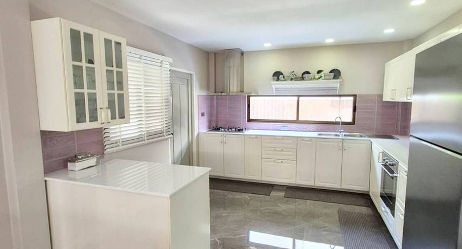 À vendre 3 chambres maison à East Pattaya, Pattaya