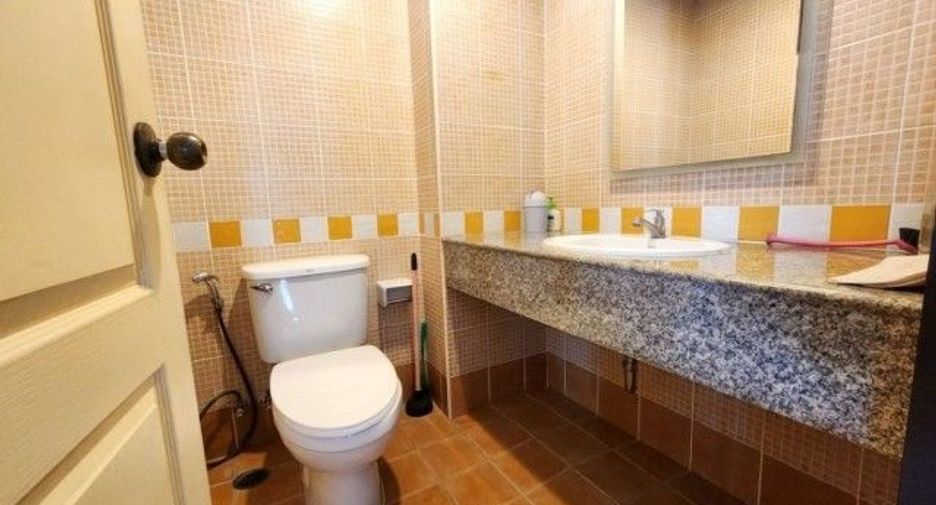 For sale 2 bedrooms condo in Yan Nawa, Bangkok