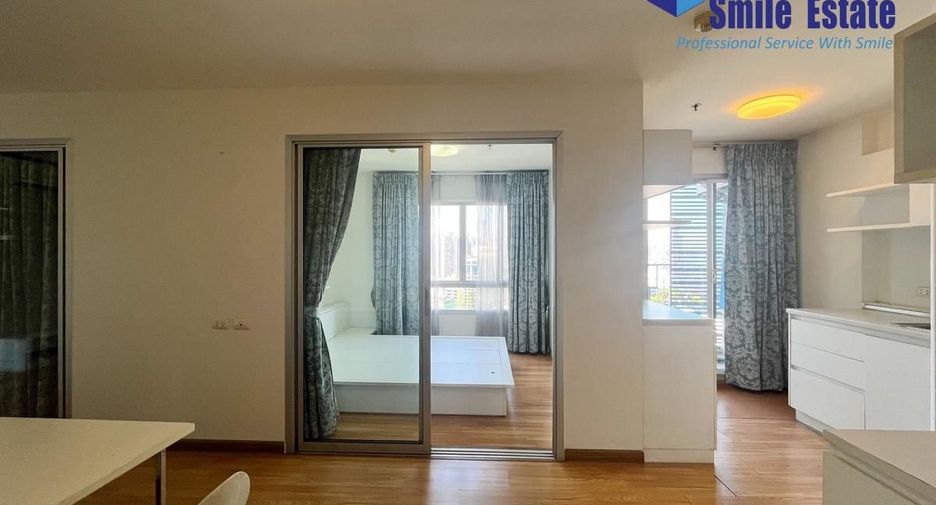 For sale 2 bedrooms condo in Yan Nawa, Bangkok