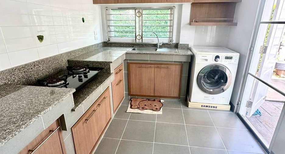 Продажа 5 спальни дом в Mueang Chiang Mai, Чианг Маи