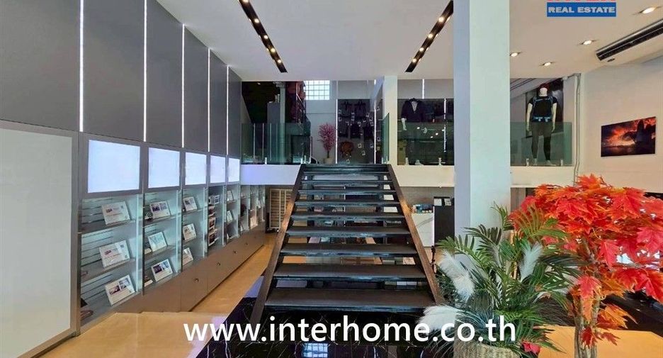 For rent and for sale retail Space in Saphan Sung, Bangkok