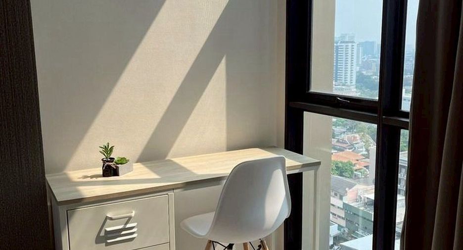 Condo en alquiler de 1 habitaciones en Watthana, Bangkok