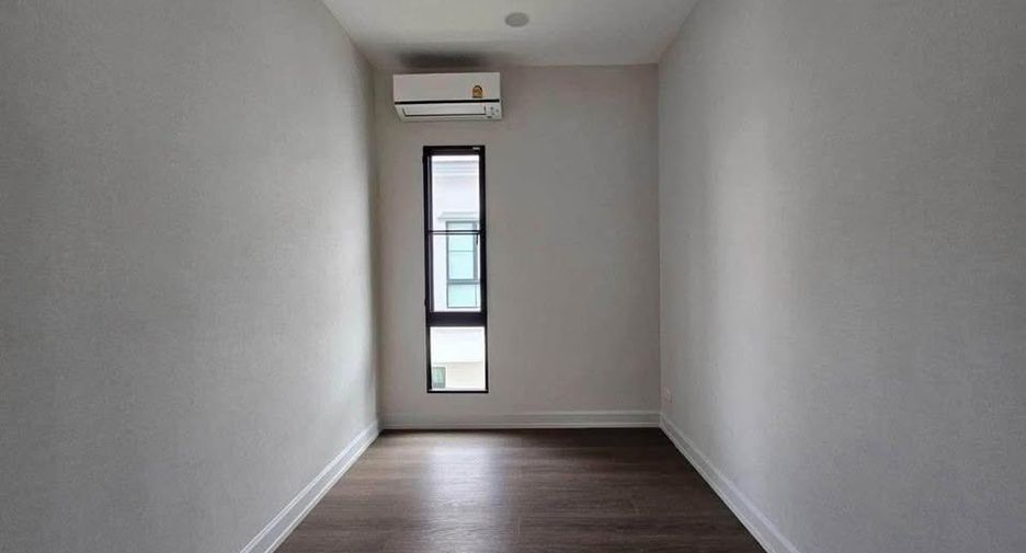 出租 4 卧室 独立屋 在 Taling Chan, 曼谷