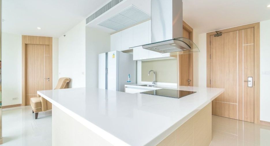 For sale 2 bedrooms condo in Jomtien, Pattaya