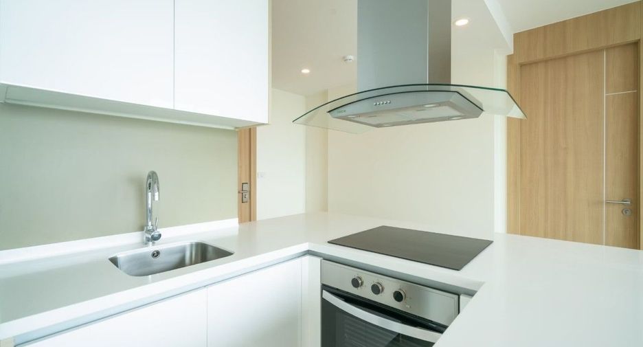 For sale 2 bedrooms condo in Jomtien, Pattaya