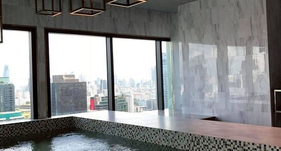 Condo en alquiler de 1 habitaciones en Pathum Wan, Bangkok