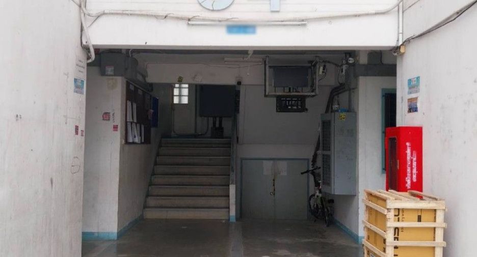 For sale 1 bed condo in Bang Phli, Samut Prakan