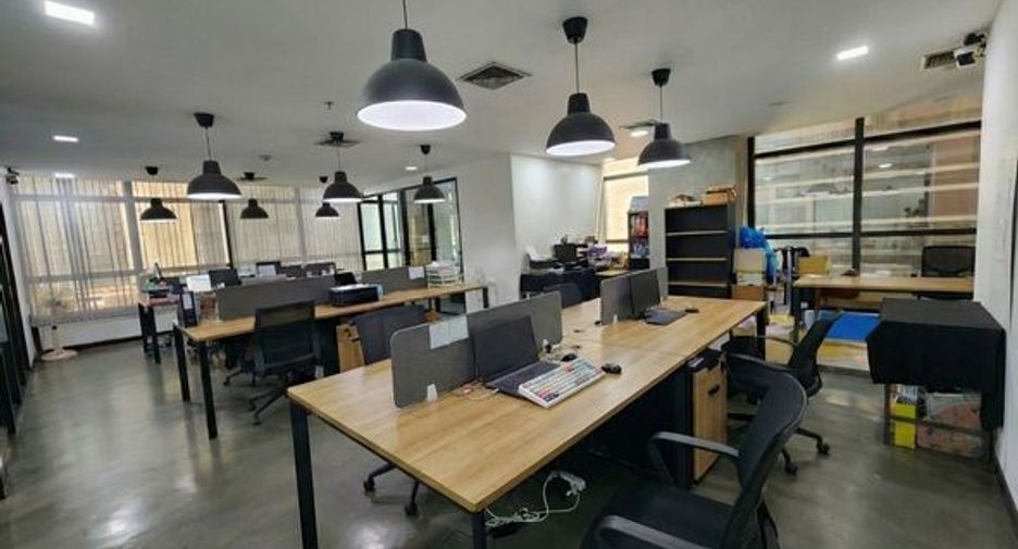 Büro zum Kauf mit 1 Zimmer in Bang Rak, Bangkok