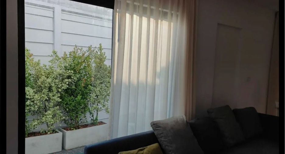 For rent 4 bedrooms house in Suan Luang, Bangkok